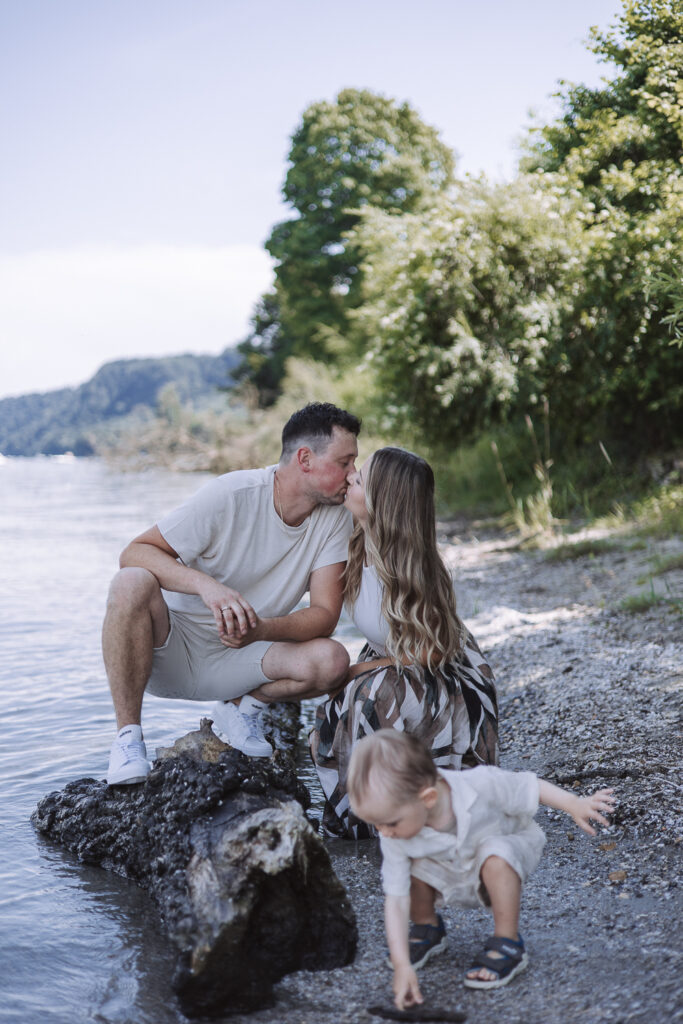 familienfotografin-bodensee-stockach-radolfzell-fotograf-wasser-familie