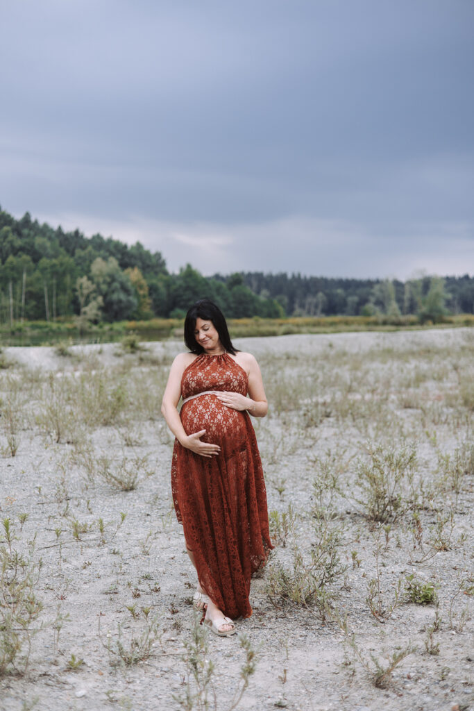 fotograf-stockach-bodensee-radolfzel-babybauchl-schwangerschaftsshooting-fotografin
