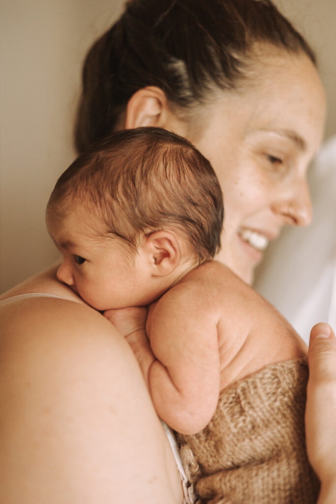 fotograf-stockach-radolfzell-bodensee-neugeborenenfotografie-newborn-homestory-familienfotograf