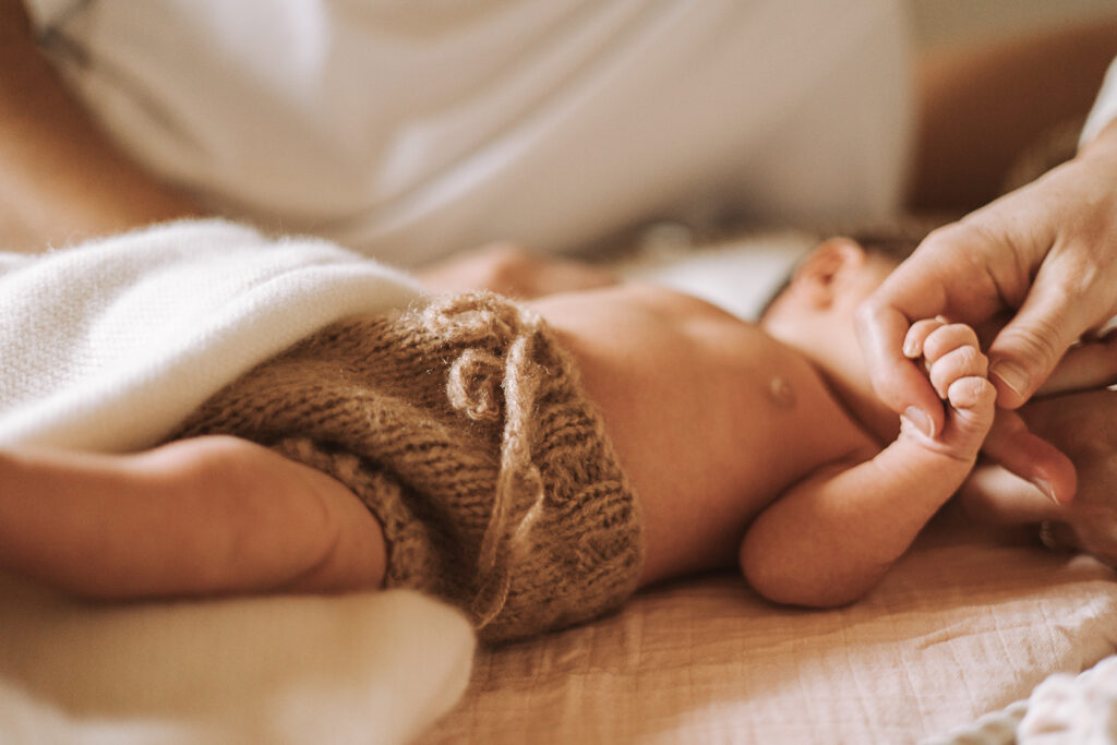 fotograf-stockach-radolfzell-bodensee-neugeborenenfotografie-newborn-homestory-familienfotograf